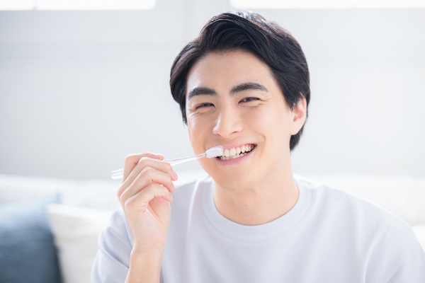 Ways A Cosmetic Dentist Can Enhance Your Smile